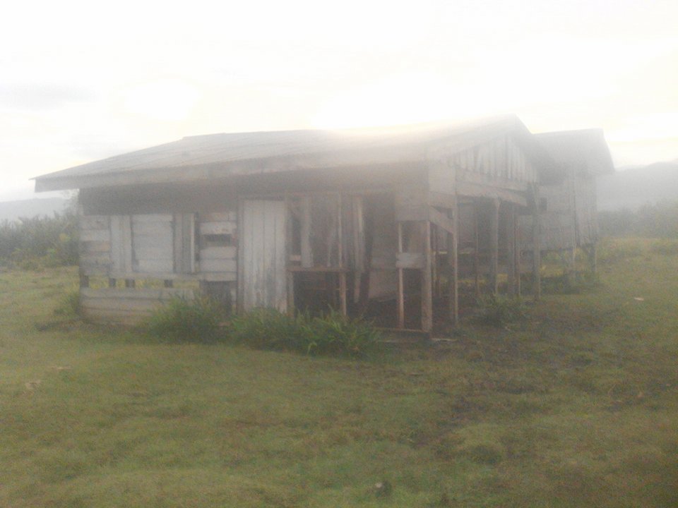 rumah warga transmigrasi Kec.Komodo NTT