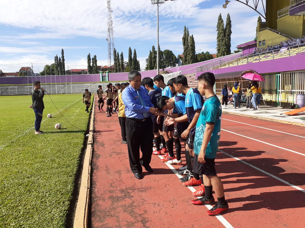 SMAN 1 Ciamis Tingkatkan Karakter Siswa Melalui Porseni - Barak News ...